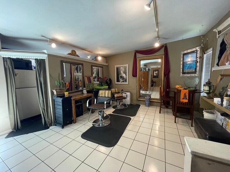 More Photos Of 4 Beck St NW, Atlanta Storefront Retail Office For Sale