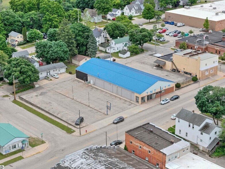 Primary Photo Of 310 N Michigan Ave, Big Rapids Freestanding For Sale