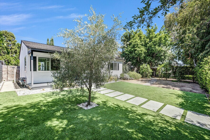 More Photos Of 6512 Coldwater Canyon Ave, Valley Glen Apartments For Sale