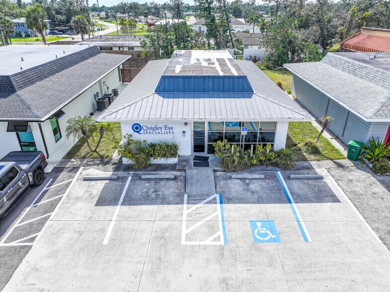 More Photos Of 1988 Tamiami Trl S, Venice Medical For Sale