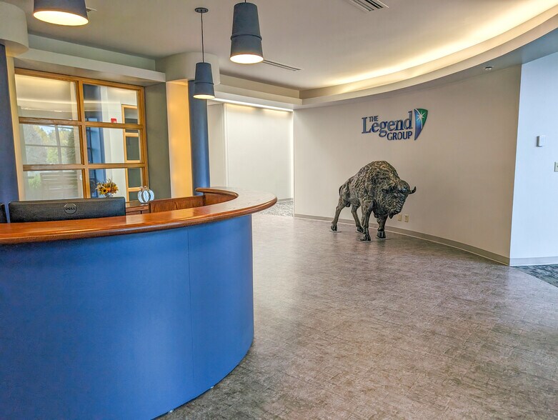 More Photos Of 61 John Muir Dr, Buffalo Unknown For Lease