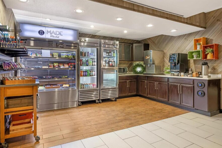 More Photos Of 300 Prestige Pl, Dayton Hotel For Sale