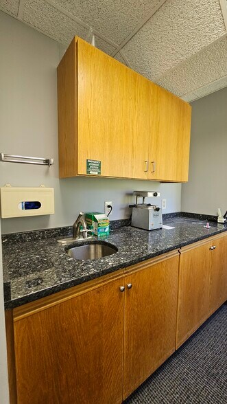 More Photos Of 350 S Main St, Cheshire Medical For Sale