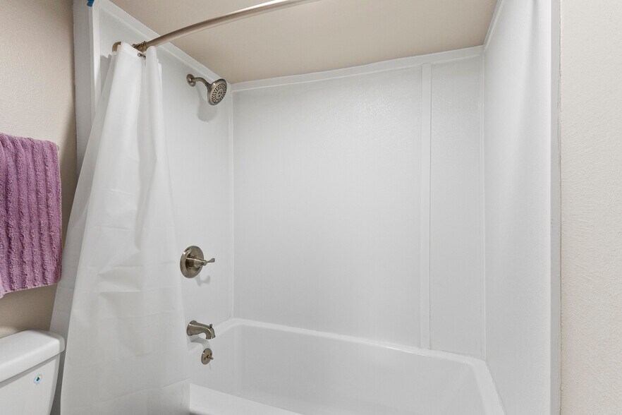 More Photos Of 4704 Judson Rd, Longview Office Residential For Sale