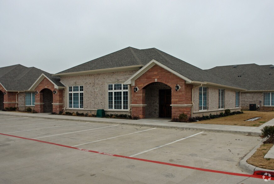 Primary Photo Of 18170 Dallas Pky, Dallas Medical For Sale