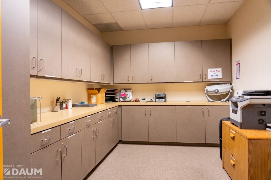 More Photos Of 545 College Commerce Way, Upland Warehouse For Sale