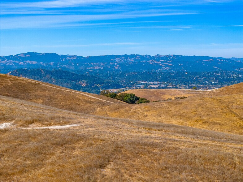 More Photos Of 0 E. 41 Hwy, Templeton Land For Sale
