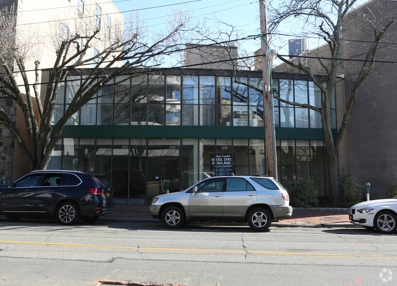 More Photos Of 51 Middle Neck Rd, Great Neck Office For Sale