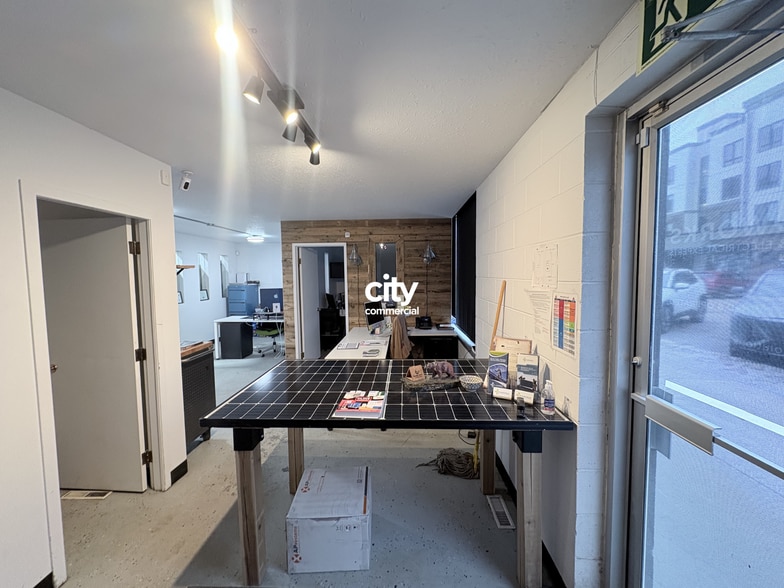 More Photos Of 10555 111th St NW, Edmonton Industrial For Sale