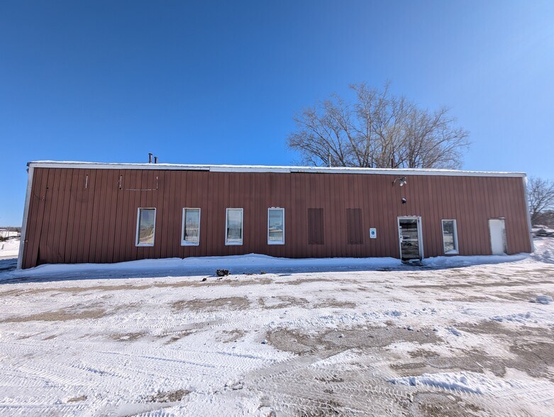More Photos Of 1100 Weise St, Green Bay Auto Dealership For Sale