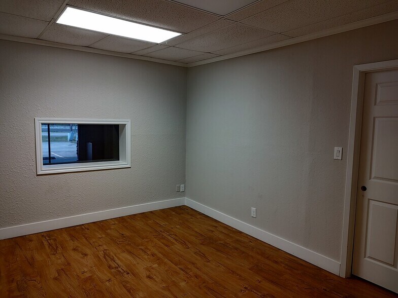 More Photos Of 1335 Shannon Rd E, Sulphur Springs Office For Lease