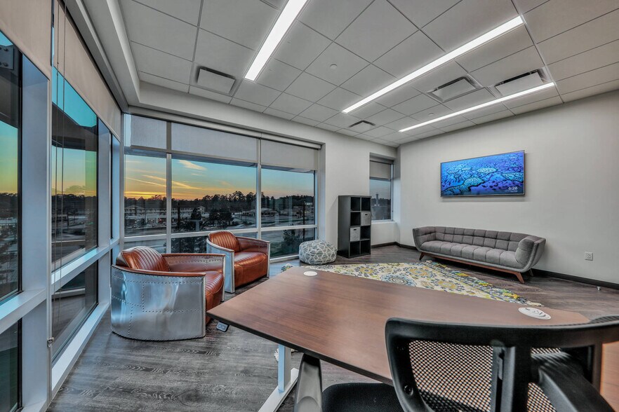 More Photos Of 25700 Interstate 45, Spring Coworking Space