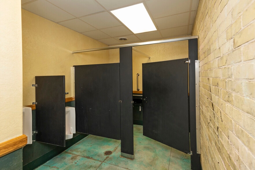 More Photos Of 200 W Milwaukee St, Jefferson Restaurant For Sale