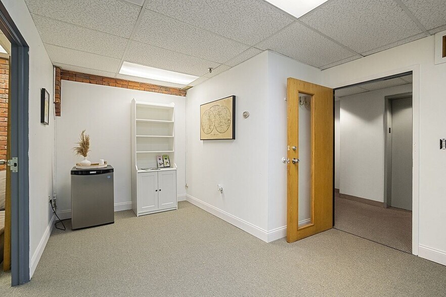 More Photos Of 200 Lincoln St, Boston Loft Creative Space For Sale