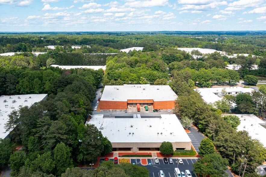 More Photos Of 3055 Northwoods Cir, Peachtree Corners Warehouse For Lease
