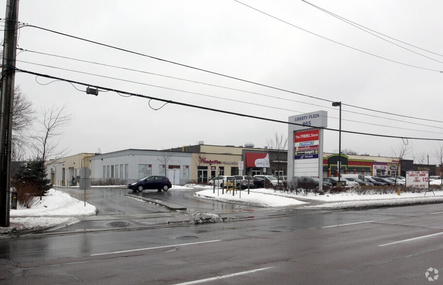 More Photos Of 865 York Mills Rd, Toronto Freestanding For Lease