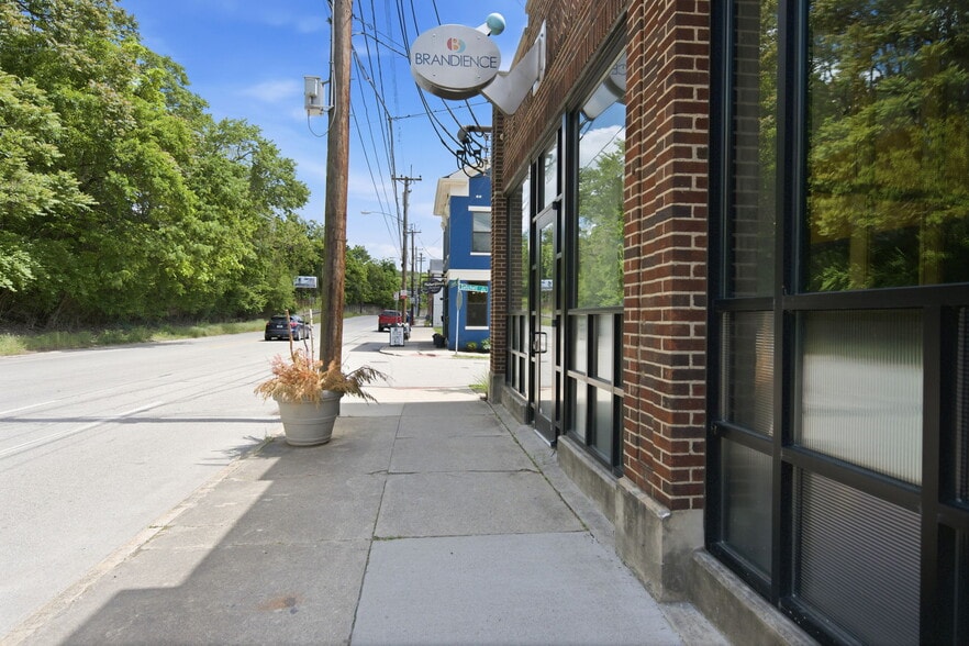 More Photos Of 3251 Riverside Dr, Cincinnati Loft Creative Space For Lease
