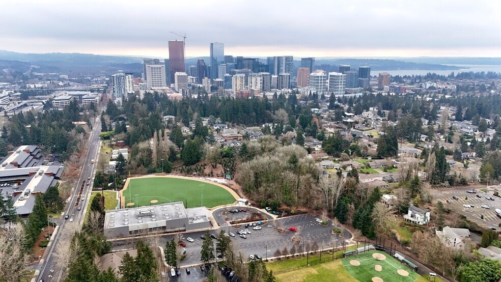 More Photos Of 2135 112th Ave NE, Bellevue Office For Lease