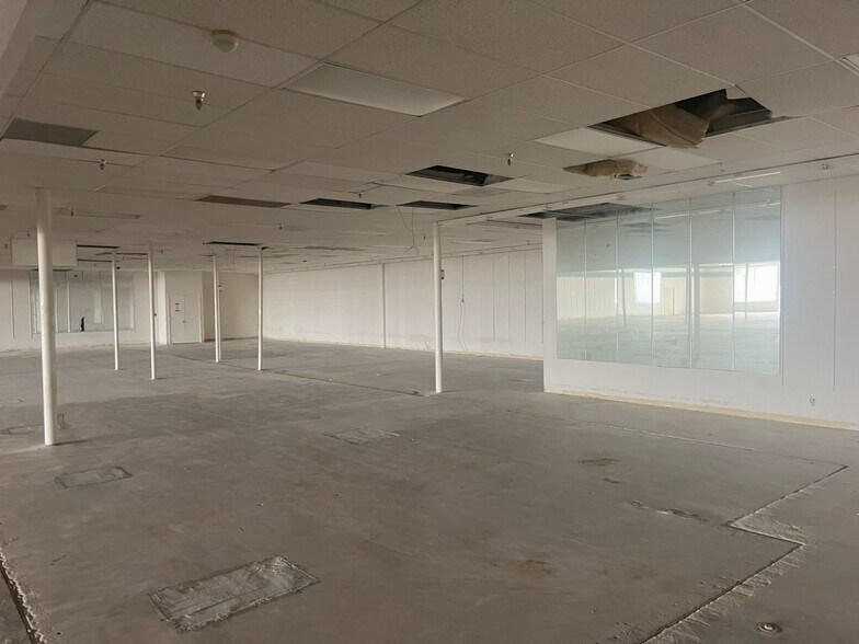 More Photos Of 2230 W Beauregard Ave, San Angelo Freestanding For Sale