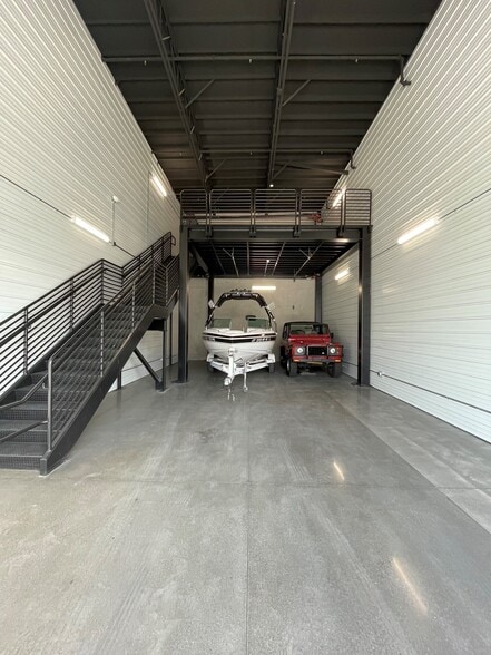 More Photos Of 1055 Soscol Ferry Rd, Napa Warehouse For Sale