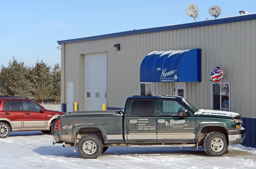 More Photos Of 6934 11th Ave SW, Rochester Warehouse For Lease