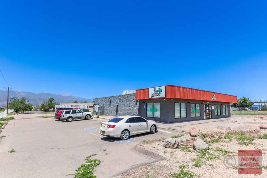 2582 S Academy Blvd, Colorado Springs, CO 80916 Freestanding For Sale