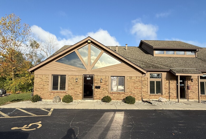 Primary Photo Of 323-331 Regency Ridge Dr, Dayton Office For Lease