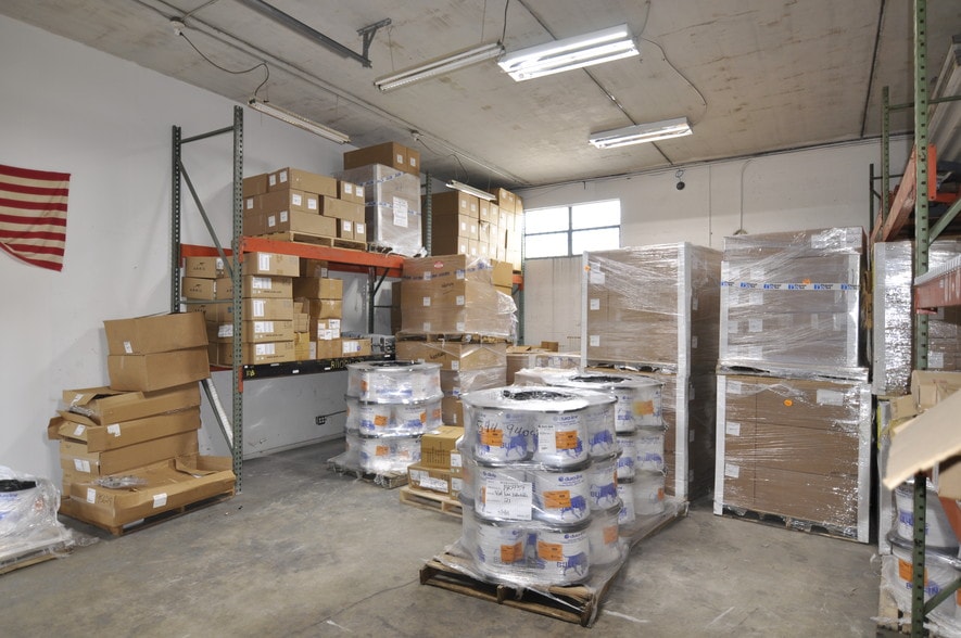 More Photos Of 842 NW 7th Ter, Fort Lauderdale Warehouse For Sale