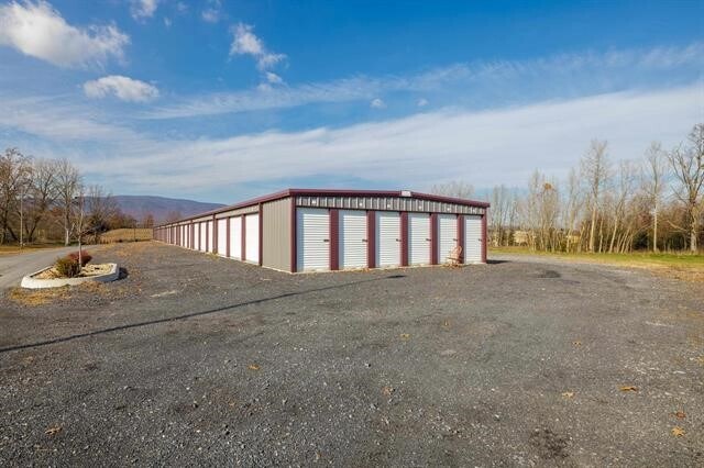 More Photos Of 13663 Spotswood Trail, Elkton Self Storage For Sale