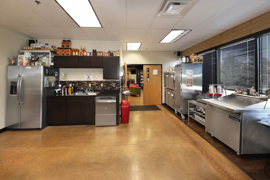 More Photos Of 10860 Dover St, Westminster Office For Sale