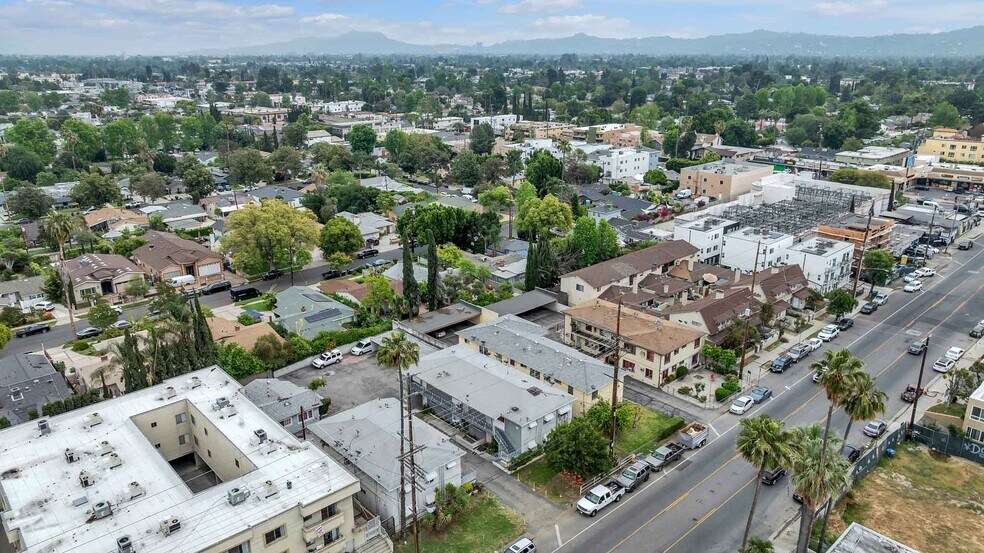 More Photos Of 6860-6870 Hazeltine Ave, Van Nuys Apartments For Sale