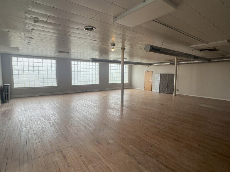 More Photos Of 463 Amherst St, Buffalo Office For Sale