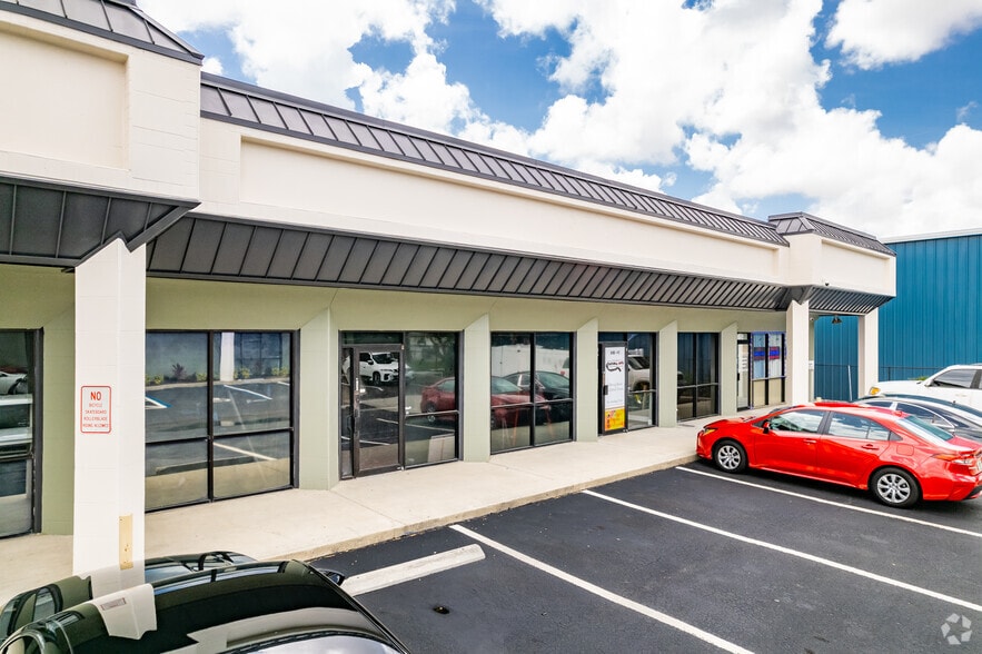 More Photos Of 6160-6170 Ulmerton Rd, Clearwater Unknown For Lease