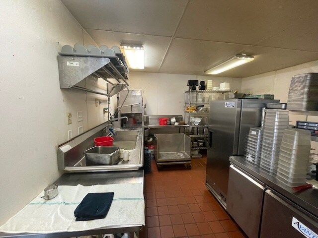 More Photos Of 3020 Harrisburg Ave NE, Canton Restaurant For Sale