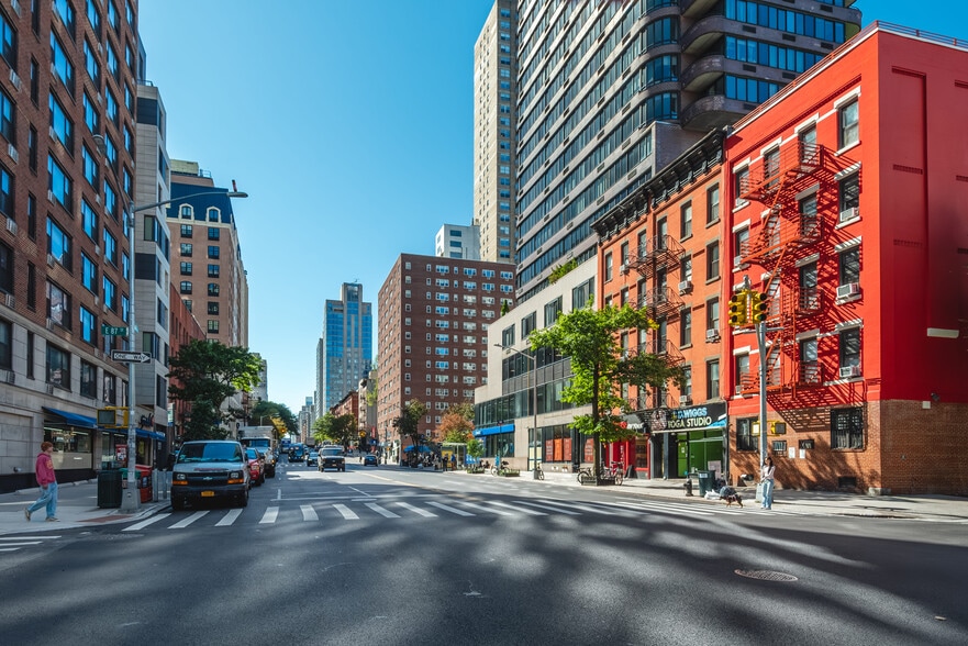 More Photos Of 1641 York Ave, New York Apartments For Sale