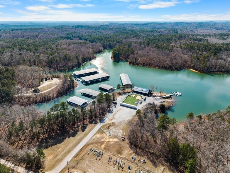 More Photos Of 1155 Marina Rd, Elberton Marina For Sale