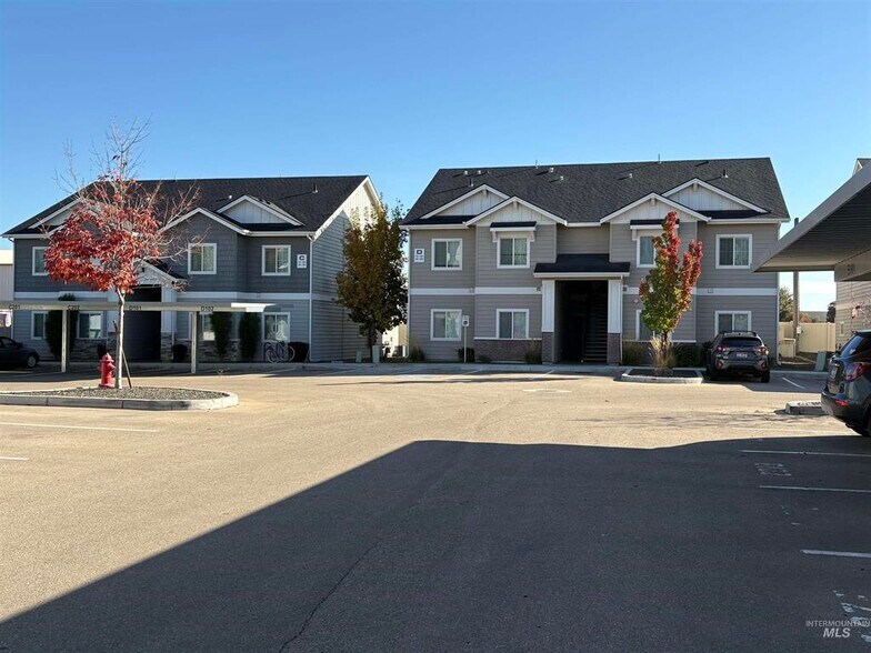 More Photos Of 324 NE 3rd St, Meridian Multifamily For Sale