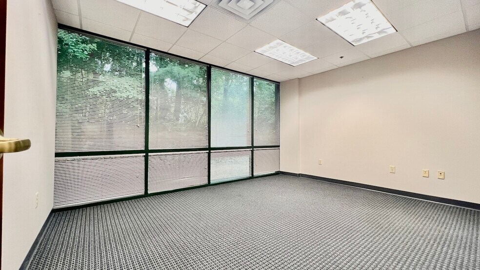 More Photos Of 46 Innovation Dr, Norcross Loft Creative Space For Lease