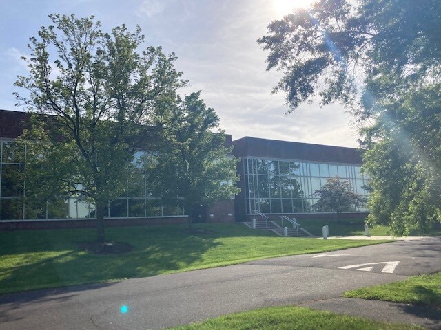 More Photos Of 355 Maple Ave, Harleysville Manufacturing For Lease