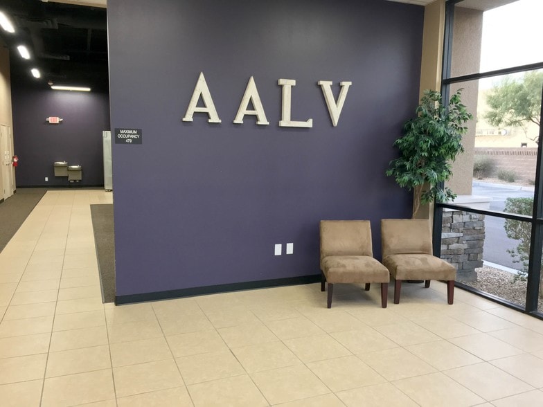More Photos Of 4315 N Rancho Dr, Las Vegas Loft Creative Space For Lease