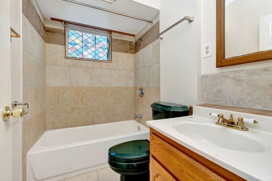 More Photos Of 241 Klotter Ave, Cincinnati Apartments For Sale