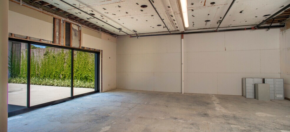 More Photos Of 2101 Wilshire Blvd, Santa Monica Medical For Sale