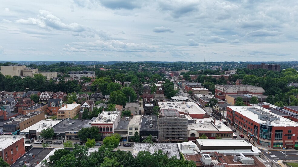 More Photos Of 5818 Forbes Ave, Pittsburgh Supermarket For Sale