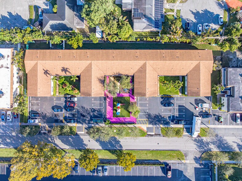 More Photos Of 5971 NW 17th Pl, Sunrise Apartments For Sale