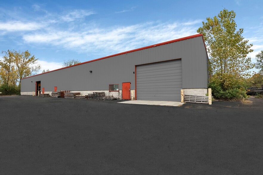 More Photos Of 850 Kaderly Dr, Columbus Warehouse For Lease