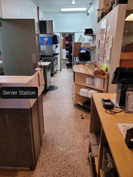 More Photos Of 615 E 3rd St, Kimball Restaurant For Sale