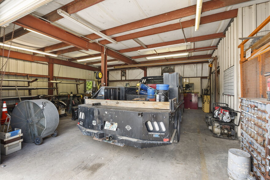 More Photos Of 16050 Orange Ave, Fort Pierce Warehouse For Sale