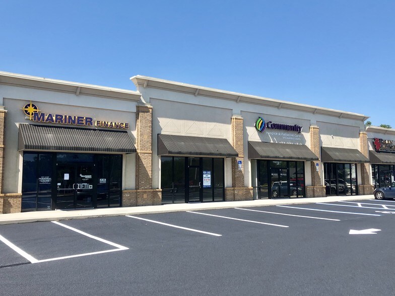 More Photos Of 161 SW Stonegate Ter, Lake City Storefront Retail Office For Lease