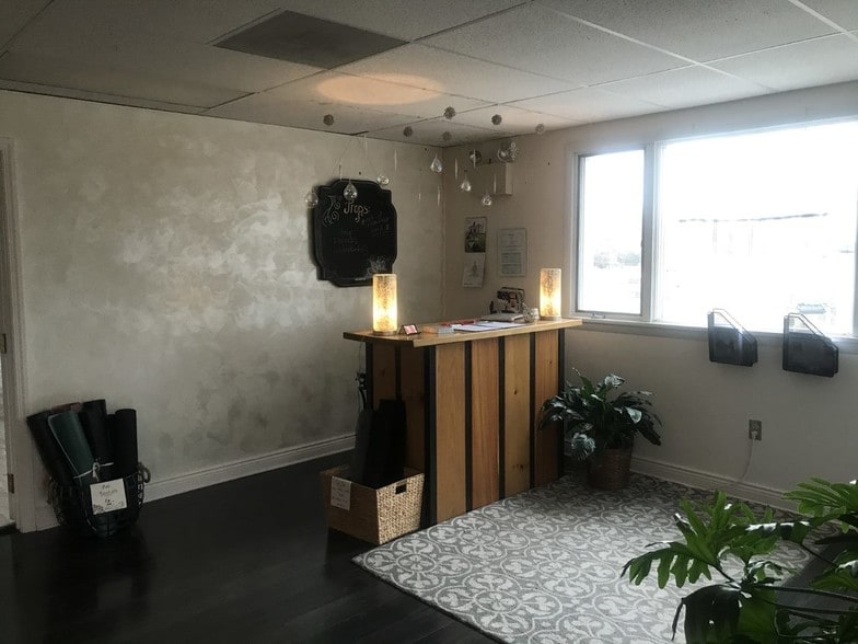 More Photos Of 3708 Freemansburg Ave, Bethlehem Storefront Retail Office For Sale