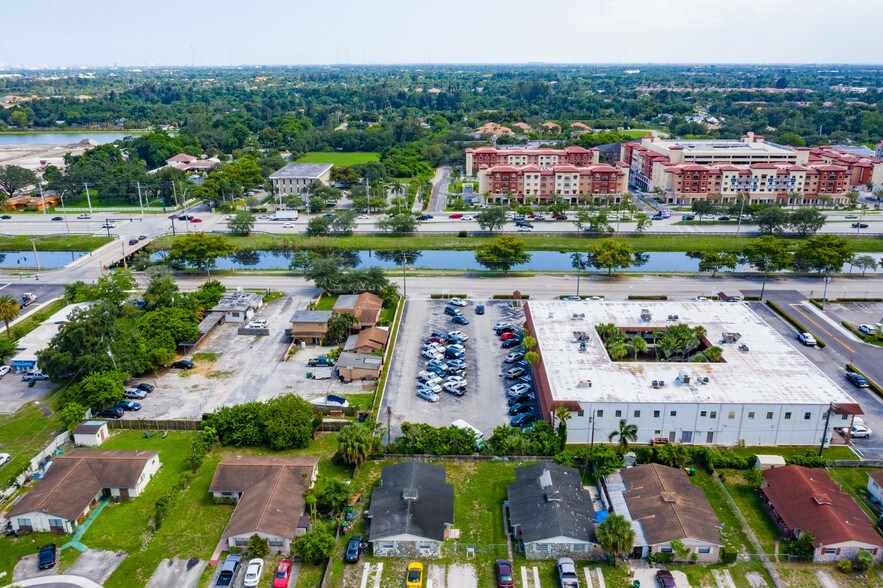 More Photos Of 6191 Orange Dr, Davie Loft Creative Space For Sale